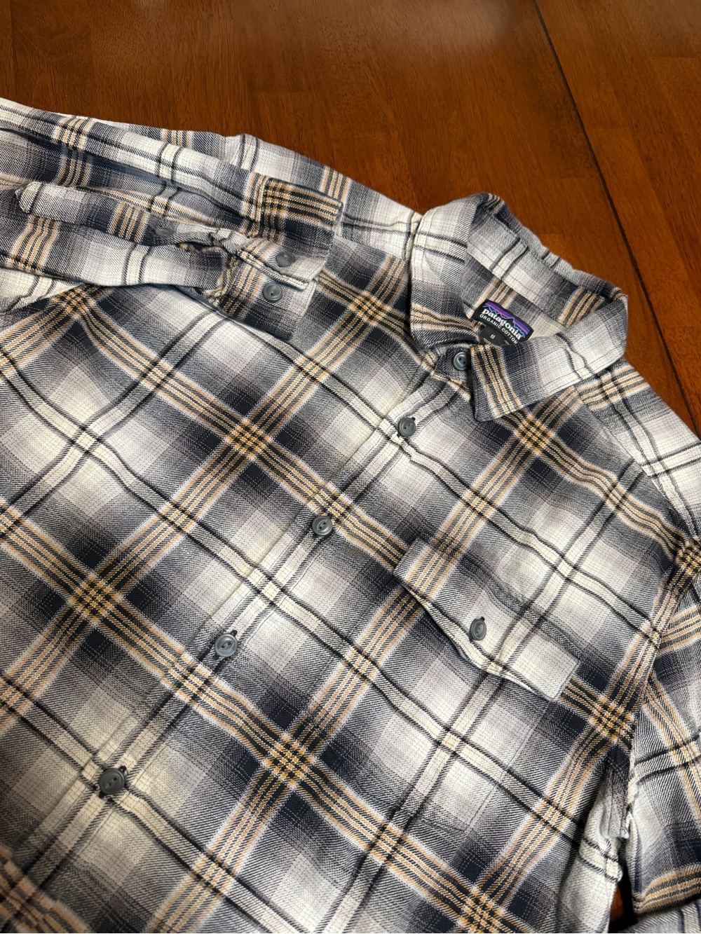 PATAGONIA Mens Medium Lightweight Fjord Flannel Shirt Plaid Organic Cotton